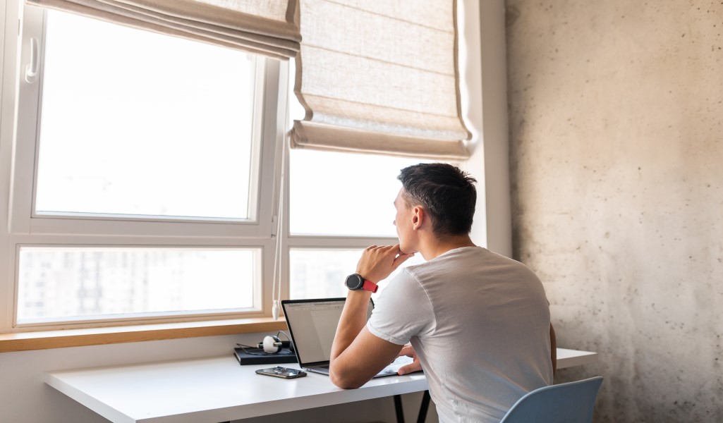 https://pre-climalit.es/blog/wp-content/uploads/2023/07/Las-mejores-ventanas-para-teletrabajar_1.jpg